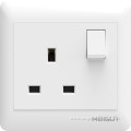 Hot ! 13A square socket with switch